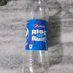 PEPSI BOTTLE AND CAN