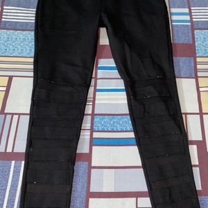 Women’s Regular Fit Black Trouser🖤