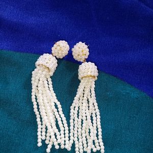 2 Pair Earrings