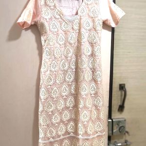 Buy Kurti - Color Of The Year 2024