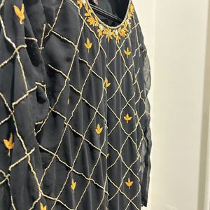 Women Black Pakistani Kurta Set