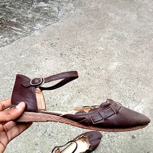 Women flats