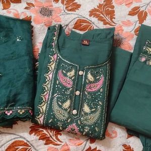 Design Women Kurta Set With beautiful Dupatta