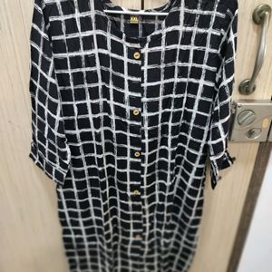 Black Kurti