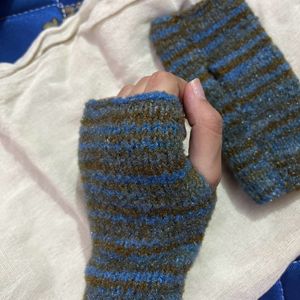 Knitted Hand Gloves 🧤