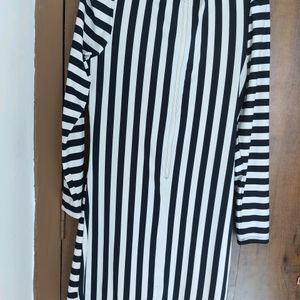 Globus Fullslevees Tunic In Very Good Condition