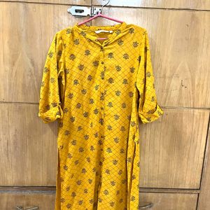 AVAASA KURTA WOMEN