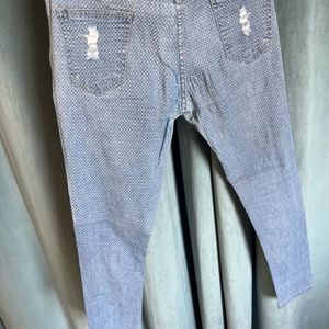 Women Rugged Jeans Size 34