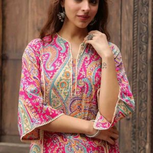 Women Floral Print Viscose Rayon Straight Kurta