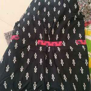 Short Kurti, Used But It's Good Condition