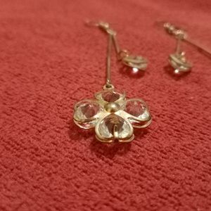 Flower Stone Earrings