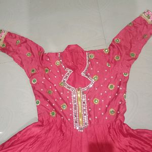 Kurta Set And 3 Erring Combo