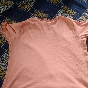 A Fitted Cotton top In Good Quality 250