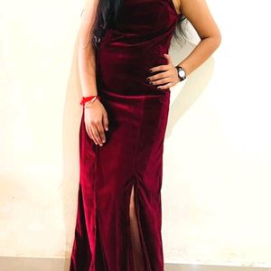 📢 Sale 📢 Sale 📢 Sale 📢 Designer Velvet Maroon party Wear Dress With 2 Front Slit