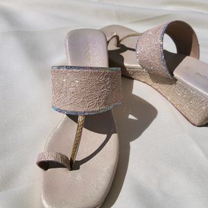 Mochi Gold Toned Greige Party Heels/ EUR_38