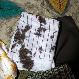 Mega Sale Pakistani Suits