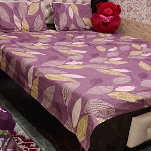 Double Bedsheet With Two Pillow Cover King Size