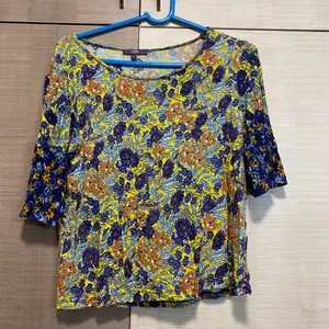 Cute Multicolour Floral Top