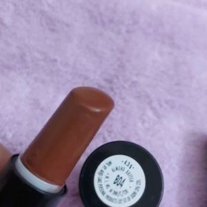 4 Elle18 Nude Lipstick