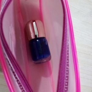 Offer!! Makeup Bag With Free Nailpolish