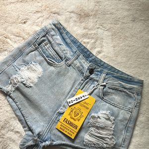 Ripped Denim Hotpants