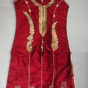 Embroidered Art Silk Kurta With Gold Work