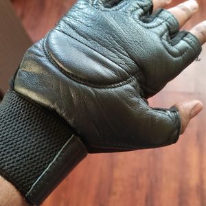 Gym Exercise Gloves With Wrist Band