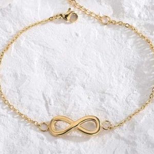 Infinite Shape Bracelet