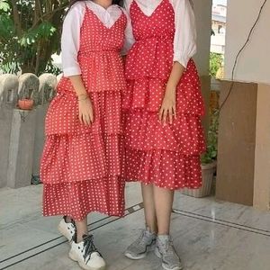 Beautiful Red Frock With White Shirt Inner