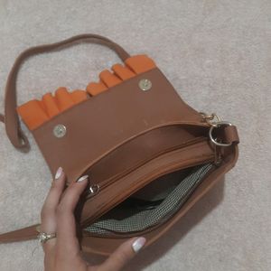 Brown Slingbag 🤎