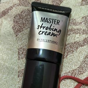 Maybelline Strobe Cream (highlighter)