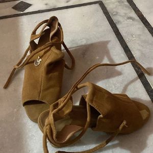 Women Brown Sandal