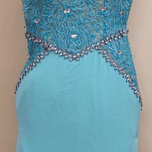 Bodycon Dress With Lace And Stone Works