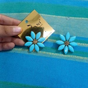 Short Earings With Blue Colour  💙