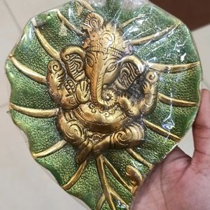 Ganesh Ji Metal Leaf