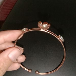 Adjustable Women's Bracelet