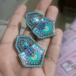 Beautiful Earrings 60/Piece