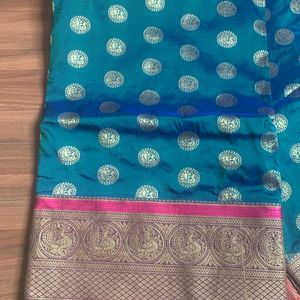 A Beautiful Party Wear Saree With blouse.