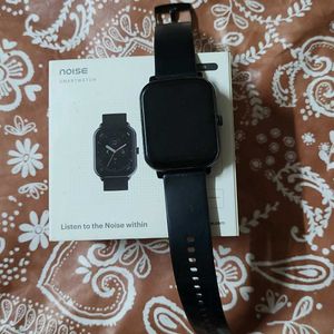 Noise Colorfit Icon Buzz Smartwatch