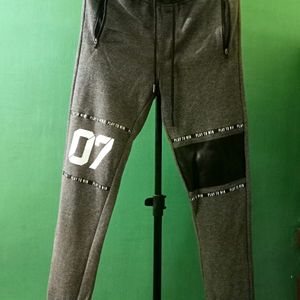 BRANDED STRETCHABLE COTTON JOGGER