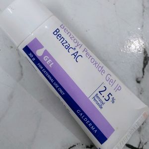 Benzoyl Peroxide Gel IP .2.5% ☀️