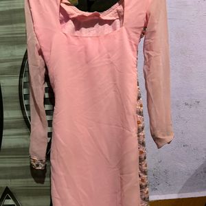 Pink Sticheted Kurta With Pant And Dupatta💖