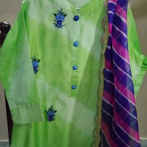 Kurti With Dupatta