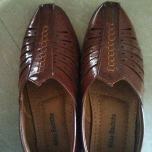 Mojari Style Shoes