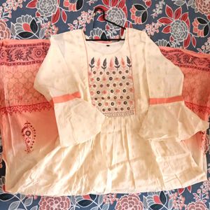 Beautiful A-Line Long Kurti | Off White And Peach