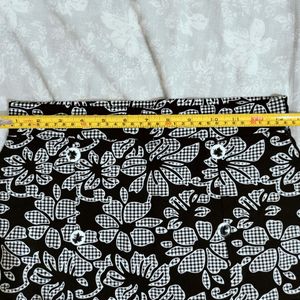 Pleated Floral Skirt In Soft Knit Material