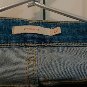 Levi's Skinny Jean Size 27