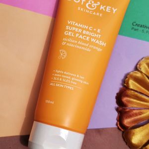 (Sealed) Dot & Key Vitamin C + E Gel Face Wash