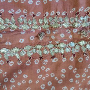 Varanga Peach Coloured White Bandhani Kurta