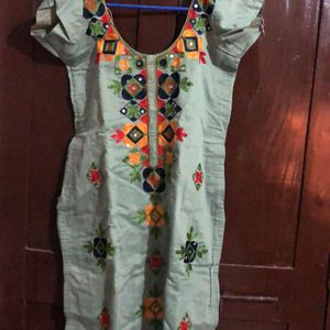 Green Colour Kurthi Set